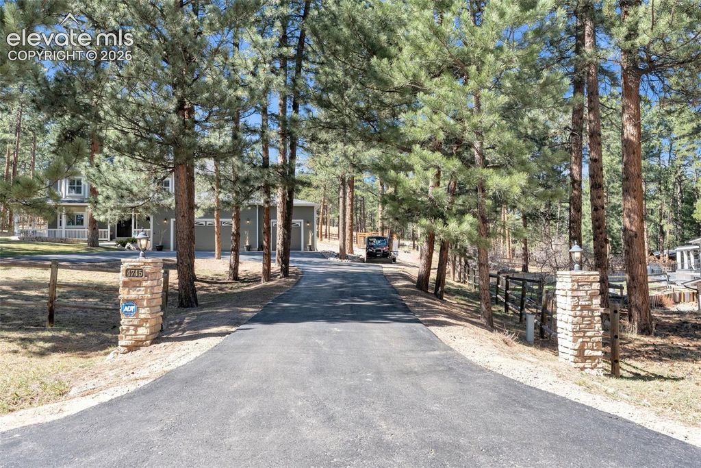 4745 Cheyenne Drive, Larkspur, CO 80118 — photo 3