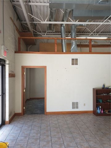 37 Lark Industrial Parkway A, Smithfield, RI 02828