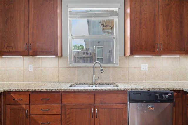 5710 Silverstone Drive, Lawrence, KS 66049