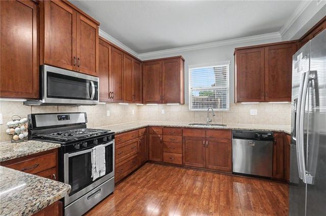 5710 Silverstone Drive, Lawrence, KS 66049