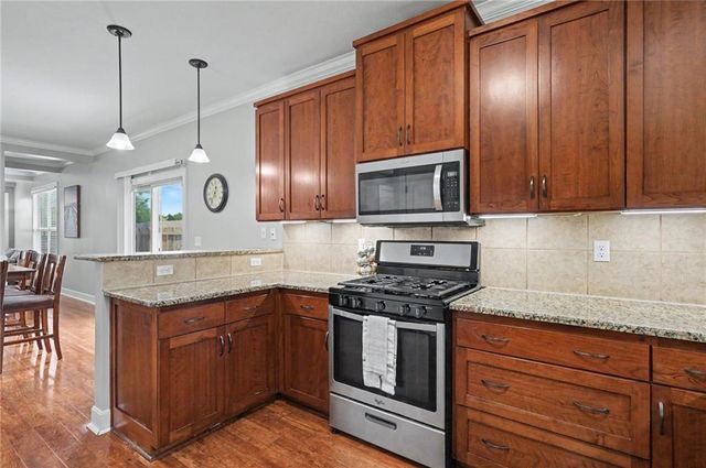 5710 Silverstone Drive, Lawrence, KS 66049