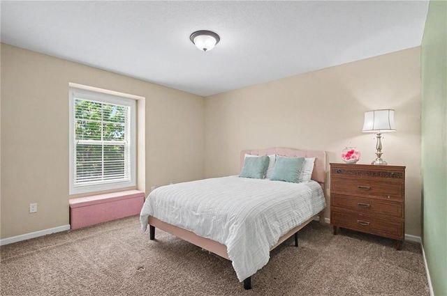 5710 Silverstone Drive, Lawrence, KS 66049