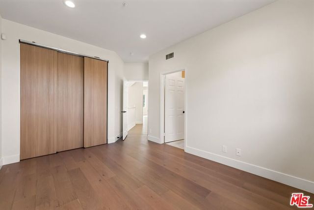 18500 Saint Moritz Drive, Tarzana, CA 91356