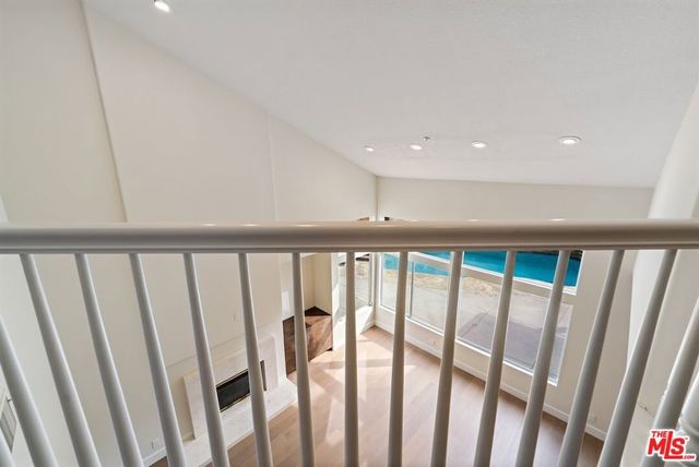 18500 Saint Moritz Drive, Tarzana, CA 91356