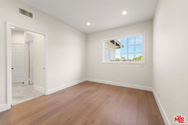 18500 Saint Moritz Drive, Tarzana, CA 91356