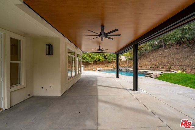 18500 Saint Moritz Drive, Tarzana, CA 91356