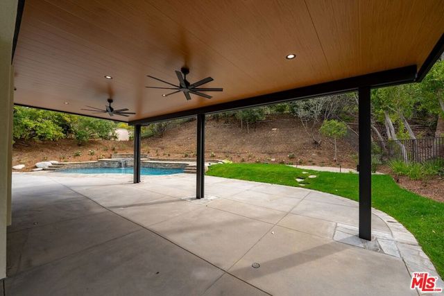 18500 Saint Moritz Drive, Tarzana, CA 91356