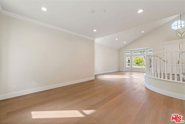 18500 Saint Moritz Drive, Tarzana, CA 91356