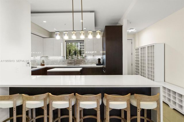 3040 N Ocean Blvd N101, Fort Lauderdale, FL 33308