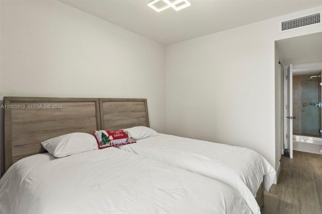 3040 N Ocean Blvd N101, Fort Lauderdale, FL 33308