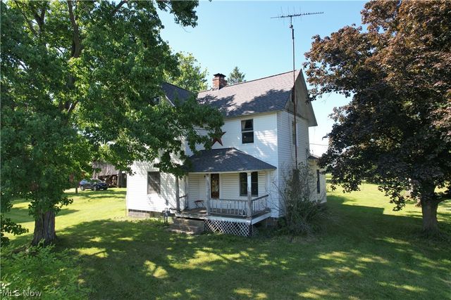 15760 N Palmyra Road, Diamond, OH 44429