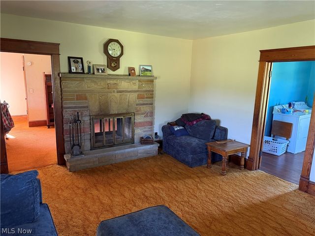 15760 N Palmyra Road, Diamond, OH 44429