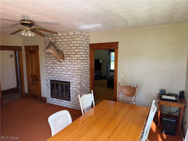 15760 N Palmyra Road, Diamond, OH 44429