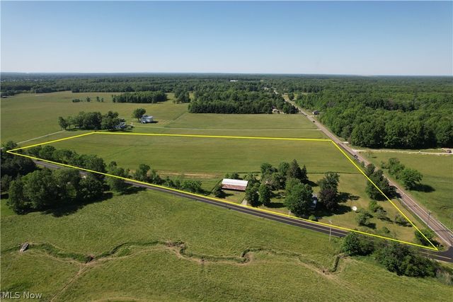 15760 N Palmyra Road, Diamond, OH 44429