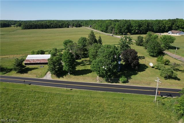 15760 N Palmyra Road, Diamond, OH 44429