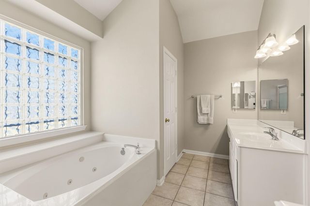 12718 Sienna Trails Drive, Tomball, TX 77377