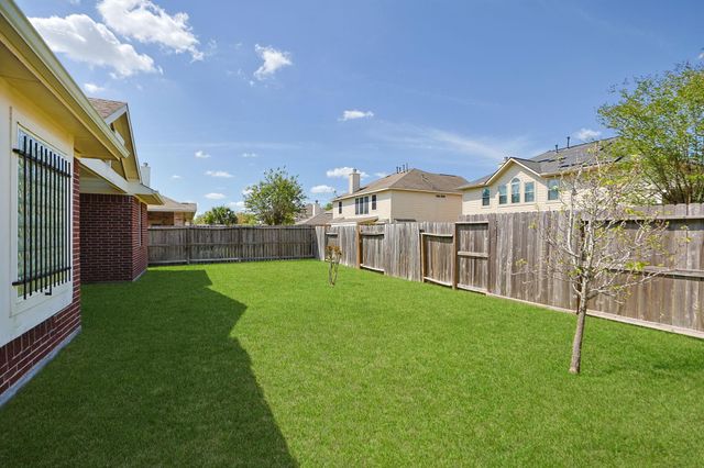 12718 Sienna Trails Drive, Tomball, TX 77377