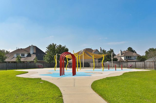 12718 Sienna Trails Drive, Tomball, TX 77377