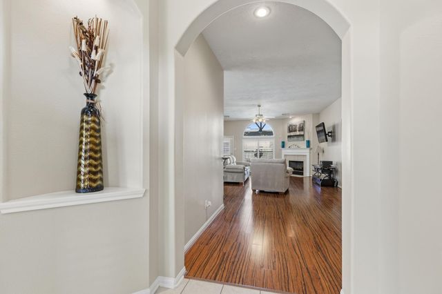 12718 Sienna Trails Drive, Tomball, TX 77377