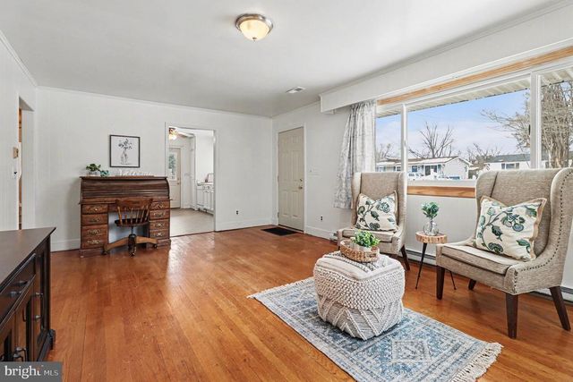 300 HAMILTON ST, Fredericksburg, VA 22408