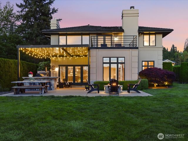 4235 91st Avenue NE, Yarrow Point, WA 98004