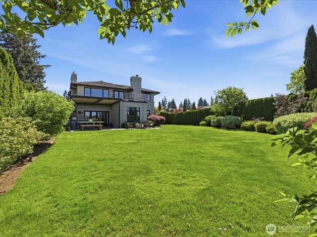 4235 91st Avenue NE, Yarrow Point, WA 98004