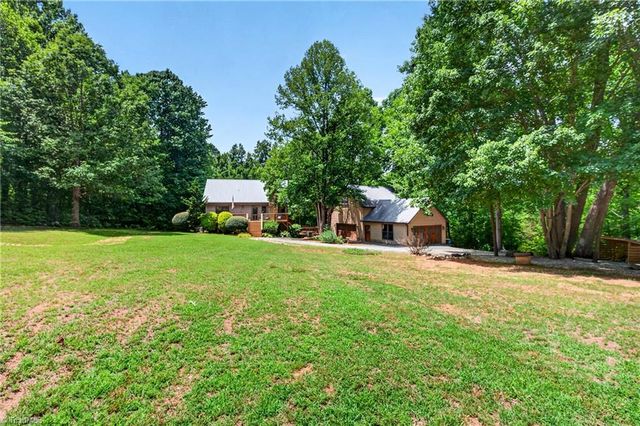 6075 N Church Street, Greensboro, NC 27455