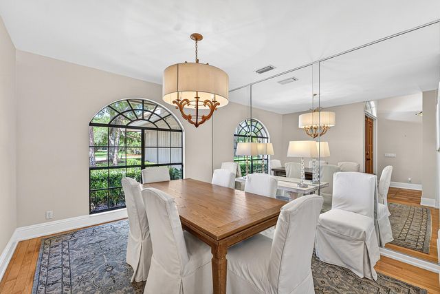 6 Tarrington Circle, Palm Beach Gardens, FL 33418