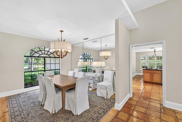 6 Tarrington Circle, Palm Beach Gardens, FL 33418