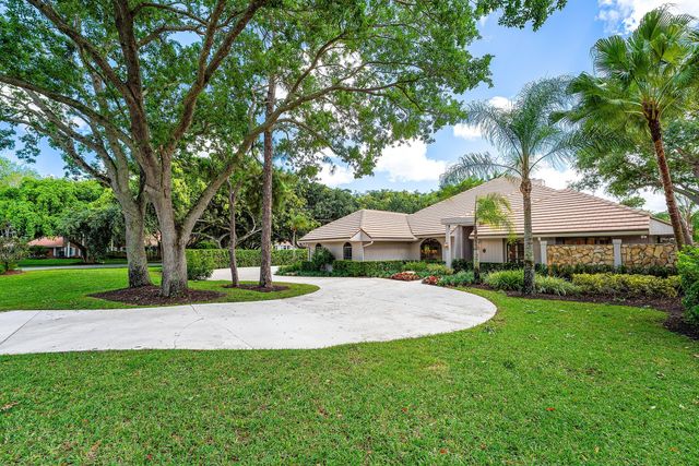 6 Tarrington Circle, Palm Beach Gardens, FL 33418