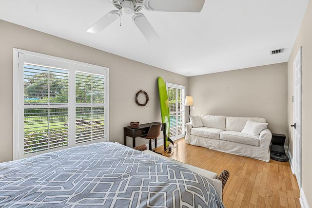 6 Tarrington Circle, Palm Beach Gardens, FL 33418