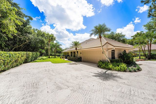 6 Tarrington Circle, Palm Beach Gardens, FL 33418