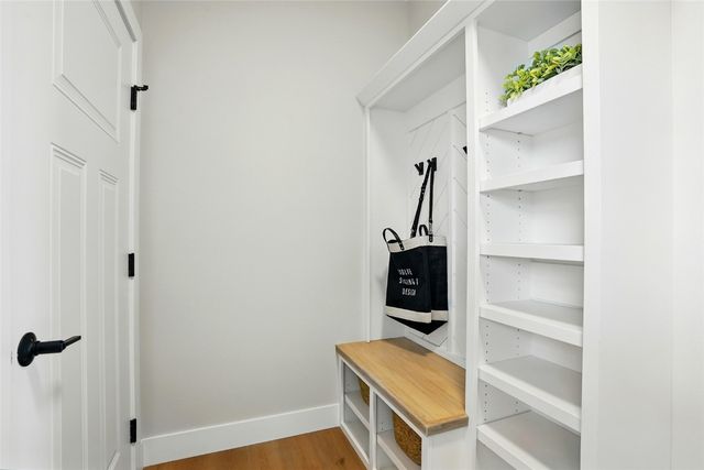 1002 Croell Avenue, Tiffin, IA 52340