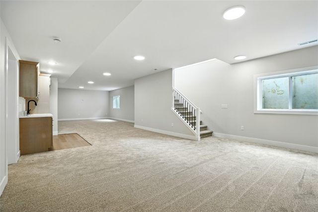 1002 Croell Avenue, Tiffin, IA 52340