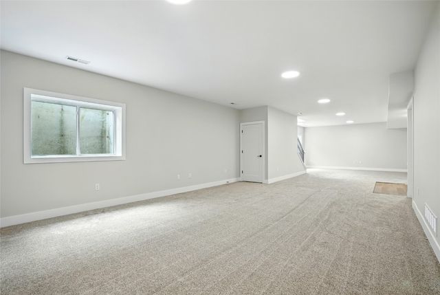 1002 Croell Avenue, Tiffin, IA 52340