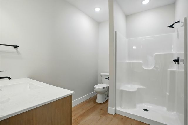 1002 Croell Avenue, Tiffin, IA 52340