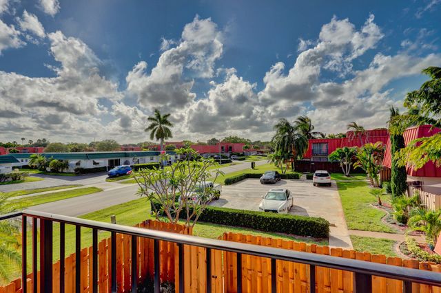 3201 S Meridian Way Way S A, Palm Beach Gardens, FL 33410