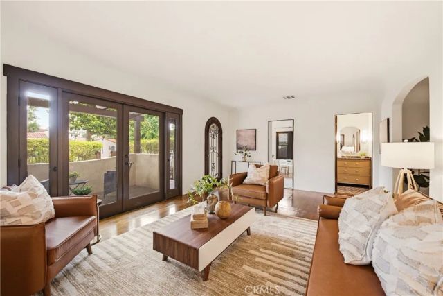 1839 N Michigan, Pasadena, CA 91104