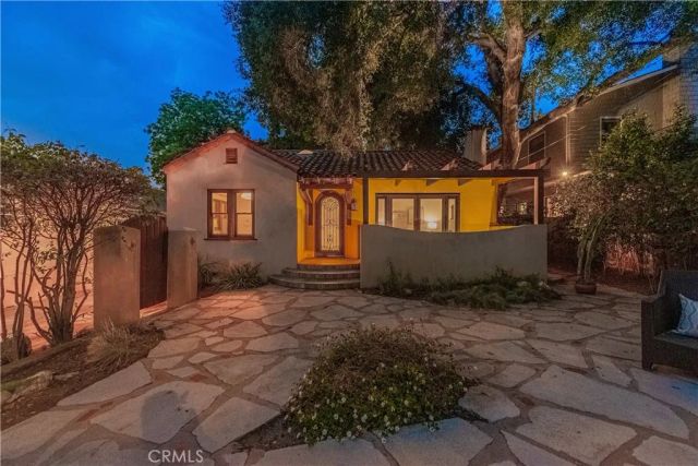 1839 N Michigan, Pasadena, CA 91104