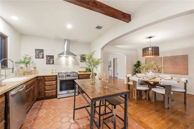 1839 N Michigan, Pasadena, CA 91104