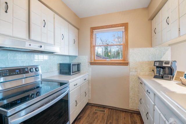 4126 SAND BAY POINT ROAD, Sturgeon Bay, WI 54235