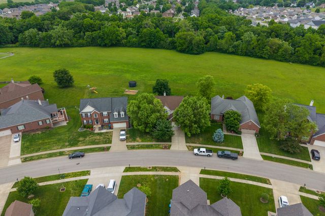 137 Inverness Drive, Georgetown, KY 40324