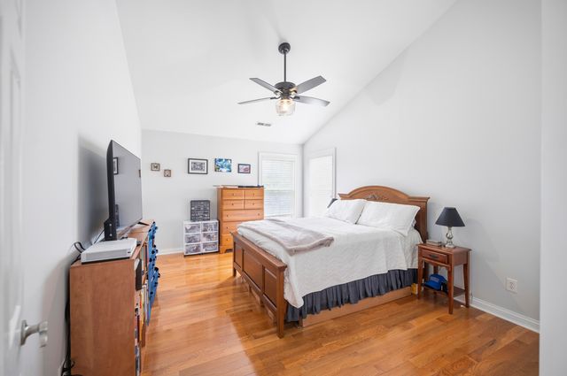 137 Inverness Drive, Georgetown, KY 40324