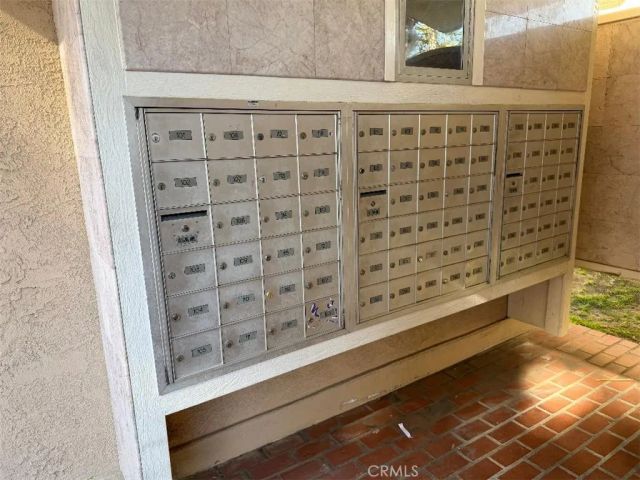 10331 Lindley Avenue 105, Northridge, CA 91326