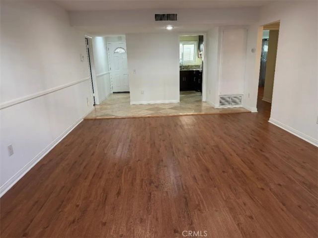 10331 Lindley Avenue 105, Northridge, CA 91326