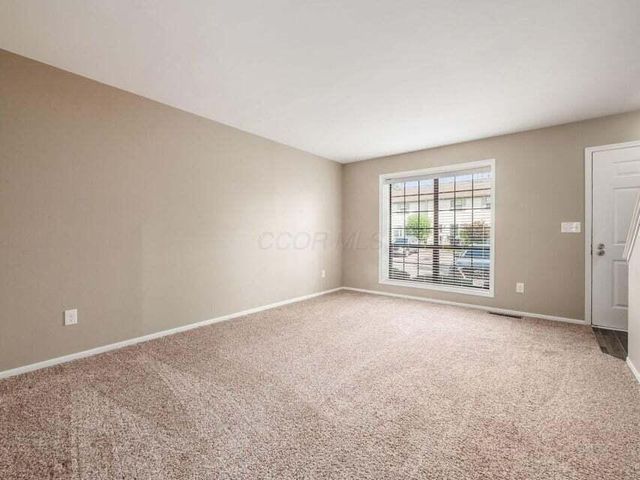 5297 Brandy Oaks Lane, Columbus, OH 43220