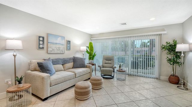 500 S WASHINGTON DRIVE 6A, Sarasota, FL 34236