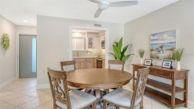 500 S WASHINGTON DRIVE 6A, Sarasota, FL 34236