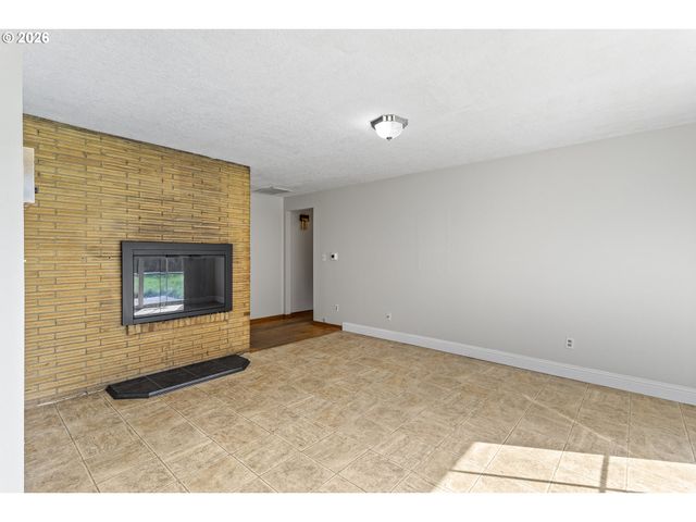 9370 Sw KILLARNEY Ln, Tualatin, OR 97062