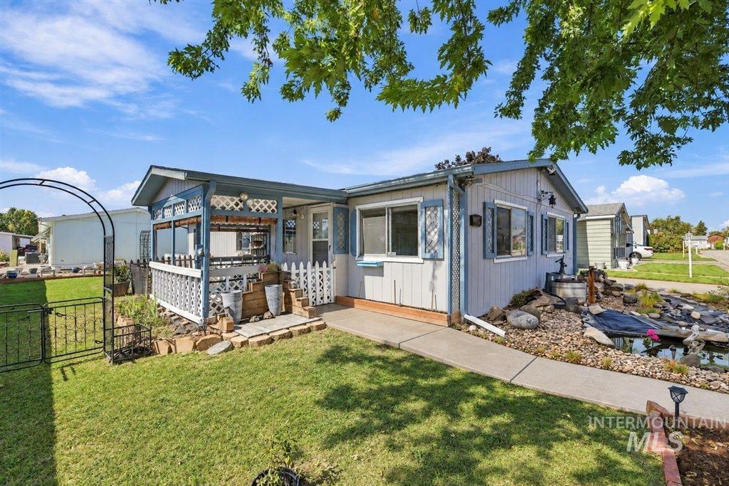 3399 N Dalton Ln, Boise, ID 83704 photo 3